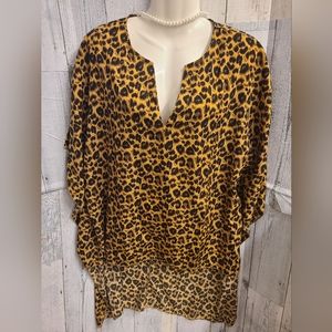 Women's Leopard Print, Bat-Wing Notched High-Low Top